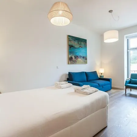 Flh Restauradores Modern Lizbona